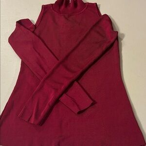 Elegant Red Sleeveless Turtleneck Blouse